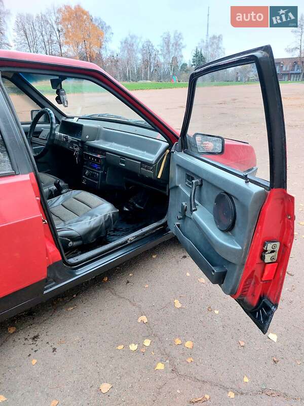 Хэтчбек ВАЗ / Lada 2109 1995 в Тростянце фото 20 Хэтчбек ВАЗ / Lada 2109 1995 в Тростянце