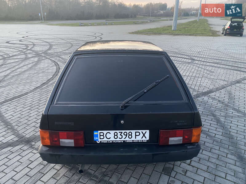 Хетчбек ВАЗ / Lada 2109 2003 в Львові фото 8 Хетчбек ВАЗ / Lada 2109 2003 в Львові