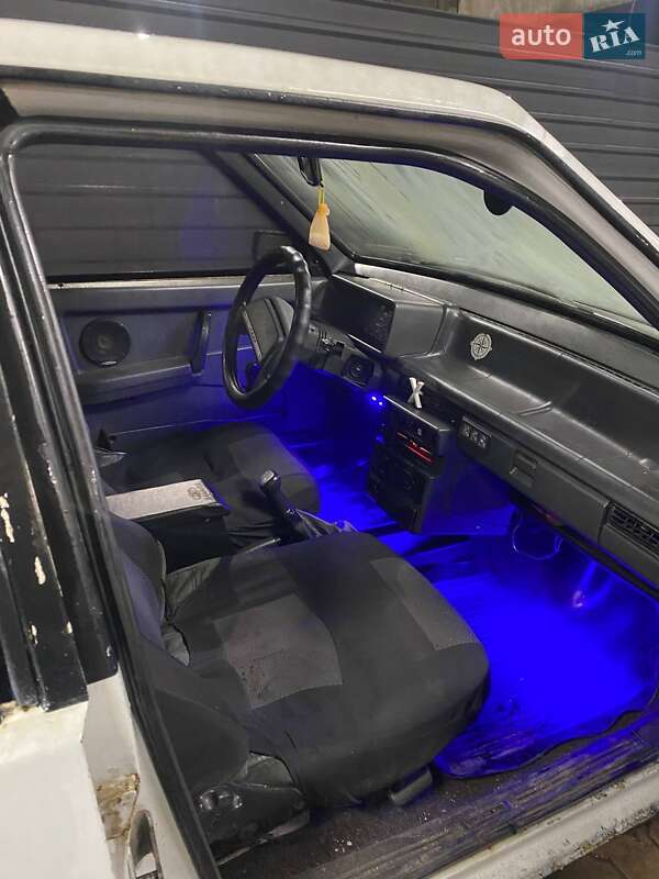 Хетчбек ВАЗ / Lada 2109 1989 в Сумах