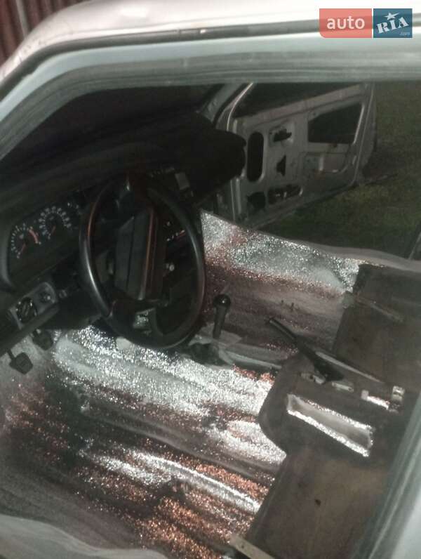 Хетчбек ВАЗ / Lada 2109 2008 в Харкові фото 3 Хетчбек ВАЗ / Lada 2109 2008 в Харкові