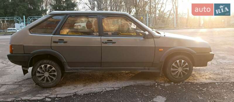 Хэтчбек ВАЗ / Lada 2109 1993 в Житомире