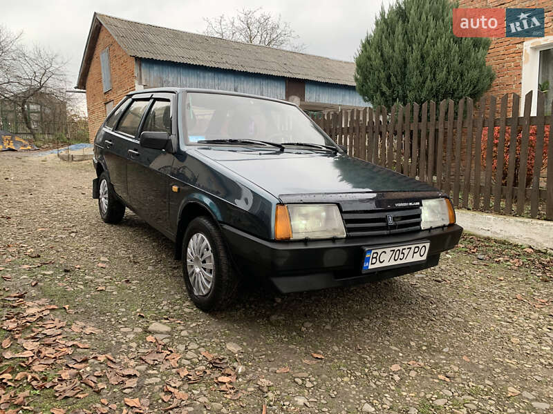 Хетчбек ВАЗ / Lada 2109 2005 в Кам'янці-Бузькій фото 5 Хетчбек ВАЗ / Lada 2109 2005 в Кам'янці-Бузькій