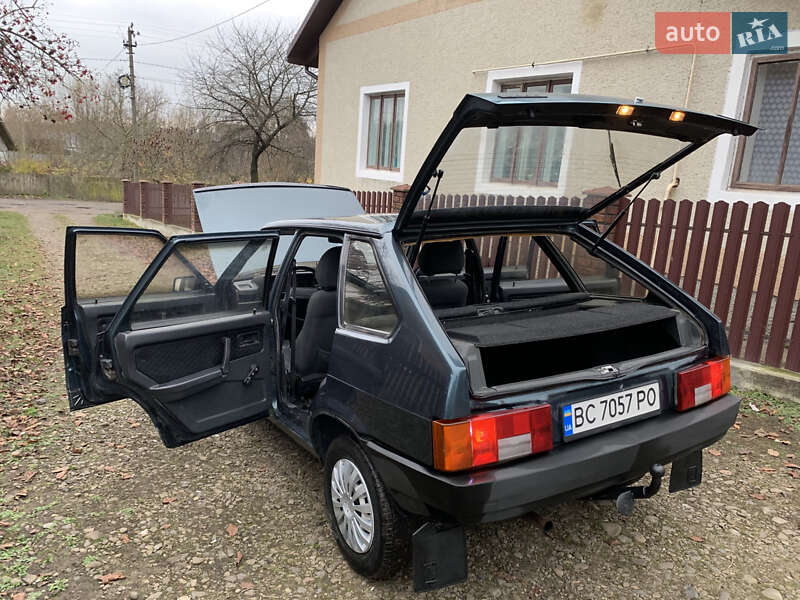 Хетчбек ВАЗ / Lada 2109 2005 в Кам'янці-Бузькій фото 10 Хетчбек ВАЗ / Lada 2109 2005 в Кам'янці-Бузькій