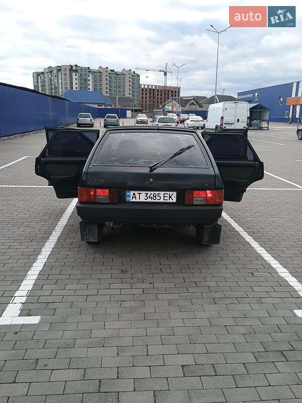 Хэтчбек ВАЗ / Lada 2109 2003 в Калуше фото 7 Хэтчбек ВАЗ / Lada 2109 2003 в Калуше