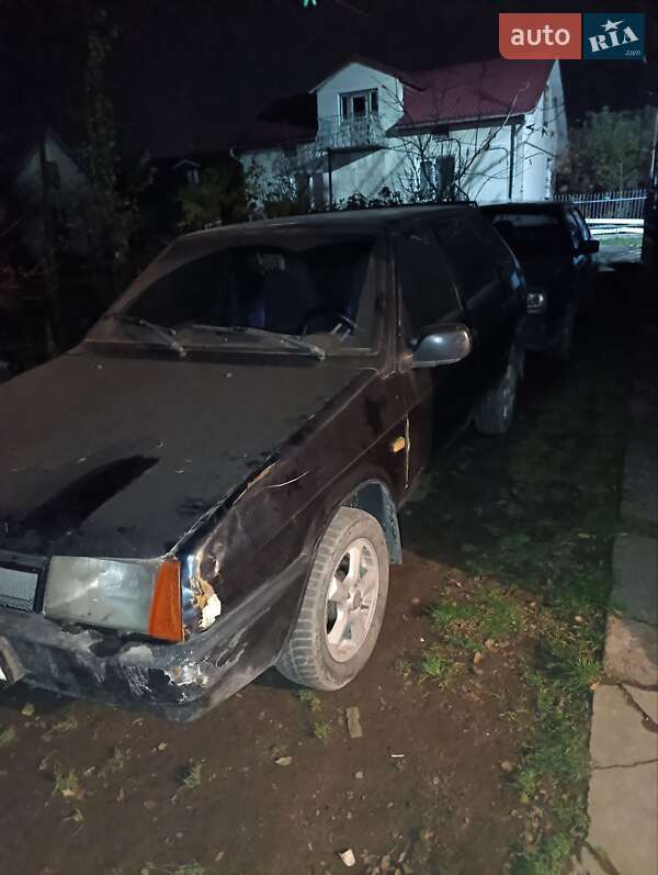 Хэтчбек ВАЗ / Lada 2109 2003 в Бродах фото 3 Хэтчбек ВАЗ / Lada 2109 2003 в Бродах