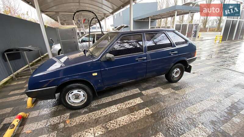 Хэтчбек ВАЗ / Lada 2109 2004 в Василькове фото 5 Хэтчбек ВАЗ / Lada 2109 2004 в Василькове