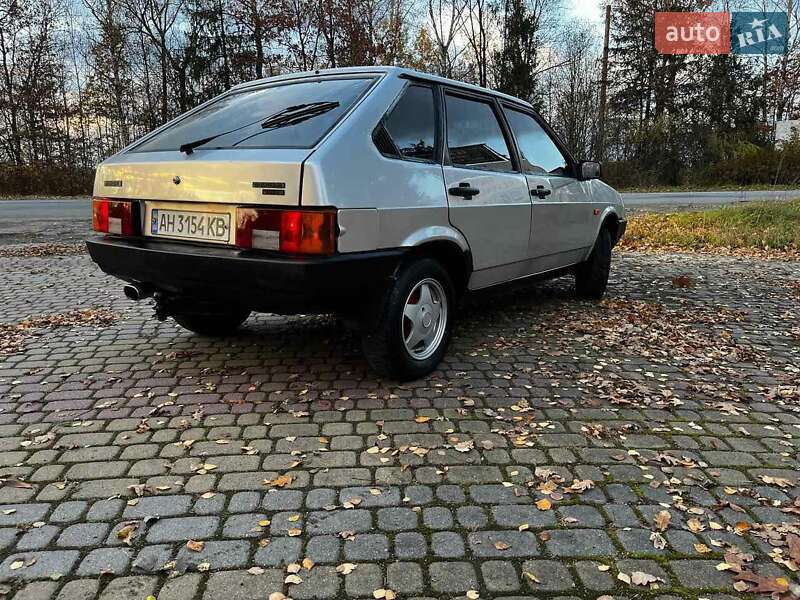 Хетчбек ВАЗ / Lada 2109 1988 в Івано-Франківську