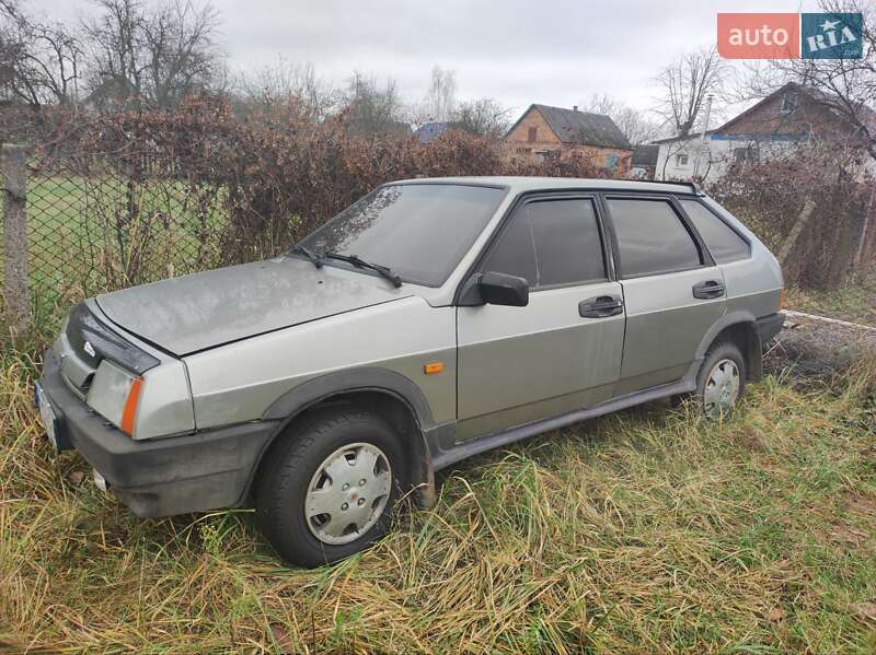 Хетчбек ВАЗ / Lada 2109 1993 в На Новій Борові