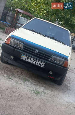 Хэтчбек ВАЗ 2109 1989 в Новониколаевке