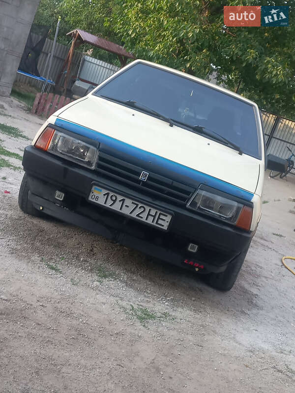 Хетчбек ВАЗ / Lada 2109 1989 в Новомиколаївці