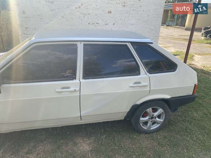Хетчбек ВАЗ / Lada 2109 2003 в Полтаві