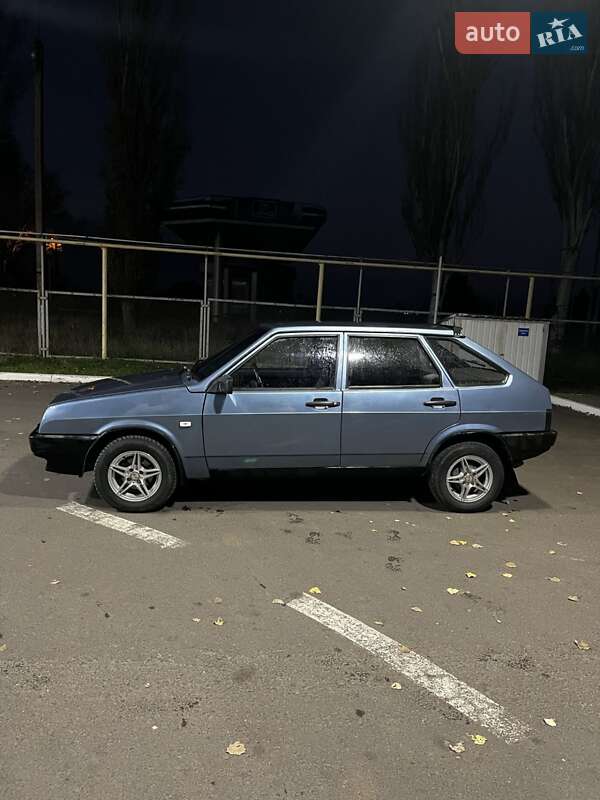Хетчбек ВАЗ / Lada 2109 1992 в Миколаєві фото 2 Хетчбек ВАЗ / Lada 2109 1992 в Миколаєві