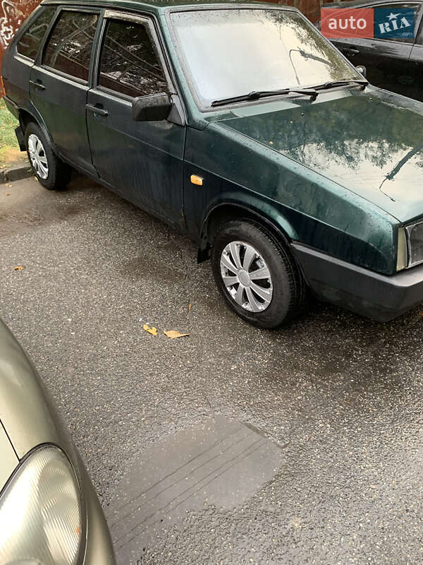 Хэтчбек ВАЗ / Lada 2109 2003 в Запорожье фото 9 Хэтчбек ВАЗ / Lada 2109 2003 в Запорожье