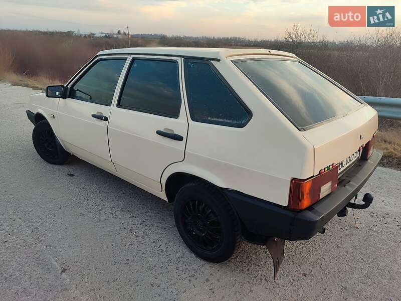 Хетчбек ВАЗ / Lada 2109 1993 в Городку фото 5 Хетчбек ВАЗ / Lada 2109 1993 в Городку