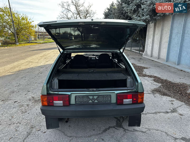 Хетчбек ВАЗ / Lada 2109 2006 в Нікополі