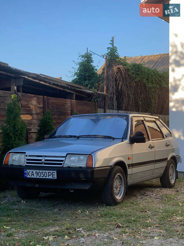 Хетчбек ВАЗ / Lada 2109 1998 в Василькові фото Хетчбек ВАЗ / Lada 2109 1998 в Василькові