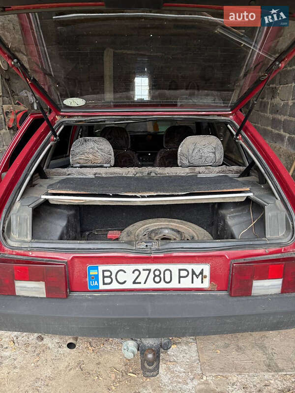 Хэтчбек ВАЗ / Lada 2109 1995 в Самборе фото 3 Хэтчбек ВАЗ / Lada 2109 1995 в Самборе
