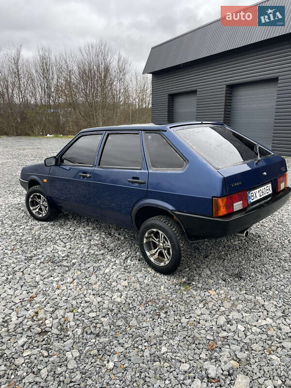 Хетчбек ВАЗ / Lada 2109 2004 в Шепетівці