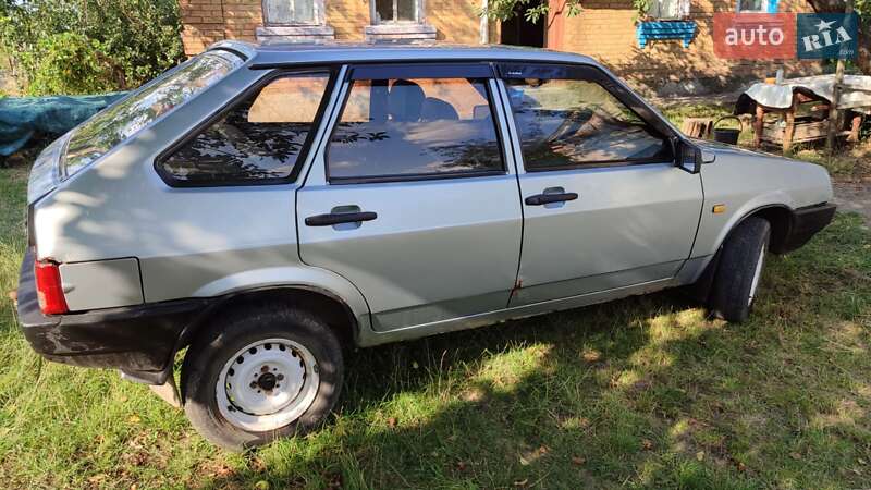 Хэтчбек ВАЗ / Lada 2109 1992 в Кропивницком фото Хэтчбек ВАЗ / Lada 2109 1992 в Кропивницком