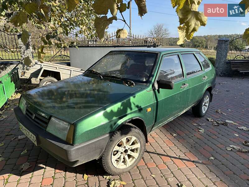 Хетчбек ВАЗ / Lada 2109 2007 в Гайсину фото 4 Хетчбек ВАЗ / Lada 2109 2007 в Гайсину