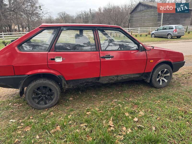 Хетчбек ВАЗ / Lada 2109 1992 в Обухові