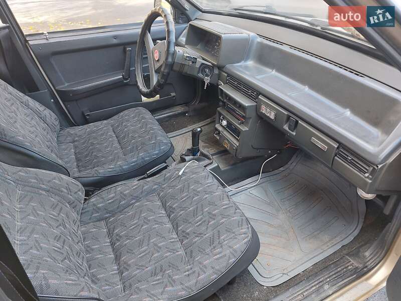 Хэтчбек ВАЗ / Lada 2109 1998 в Одессе