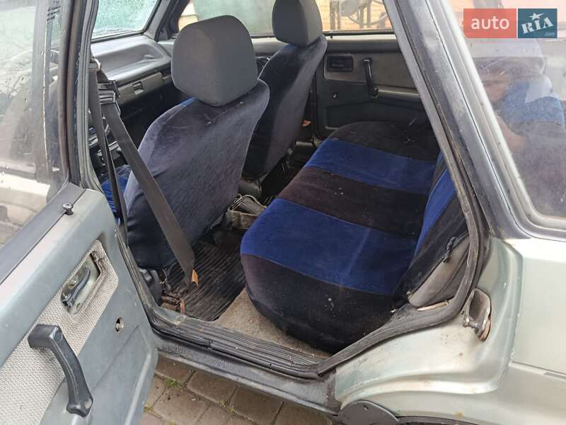 Хэтчбек ВАЗ / Lada 2109 1993 в Львове фото 6 Хэтчбек ВАЗ / Lada 2109 1993 в Львове