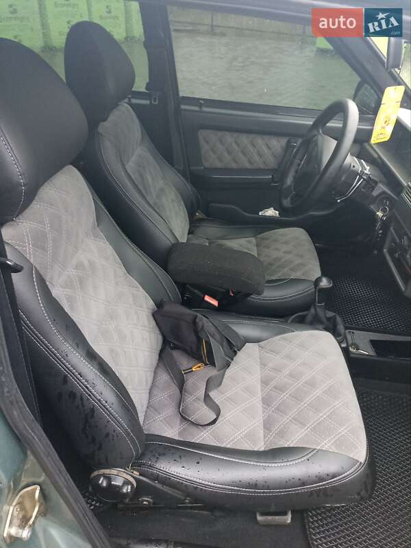 Хэтчбек ВАЗ / Lada 2109 2006 в Теребовле