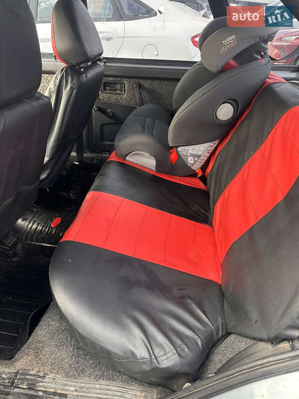 Хетчбек ВАЗ / Lada 2109 2006 в Харкові фото 12 Хетчбек ВАЗ / Lada 2109 2006 в Харкові