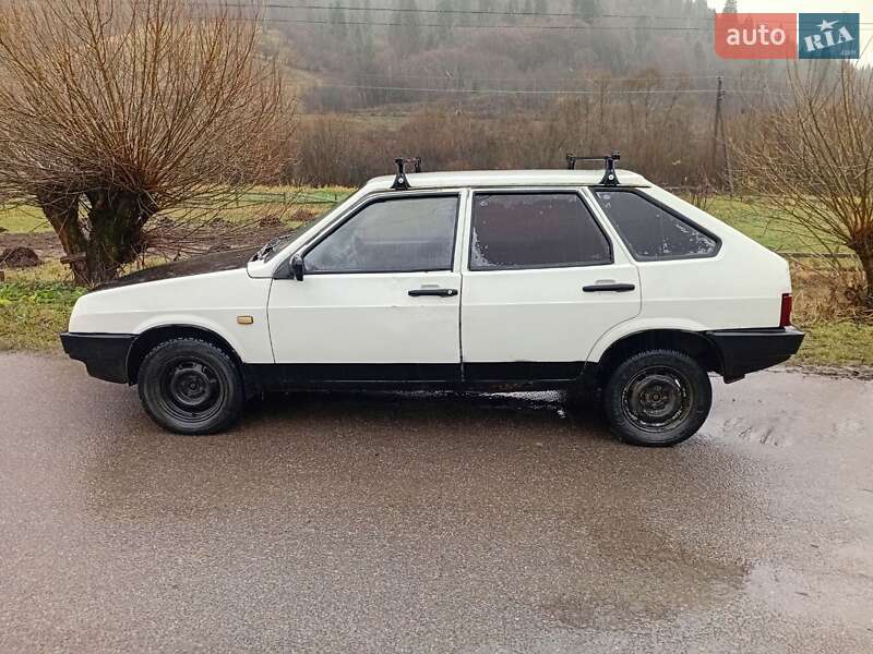 Хэтчбек ВАЗ / Lada 2109 1992 в Славском