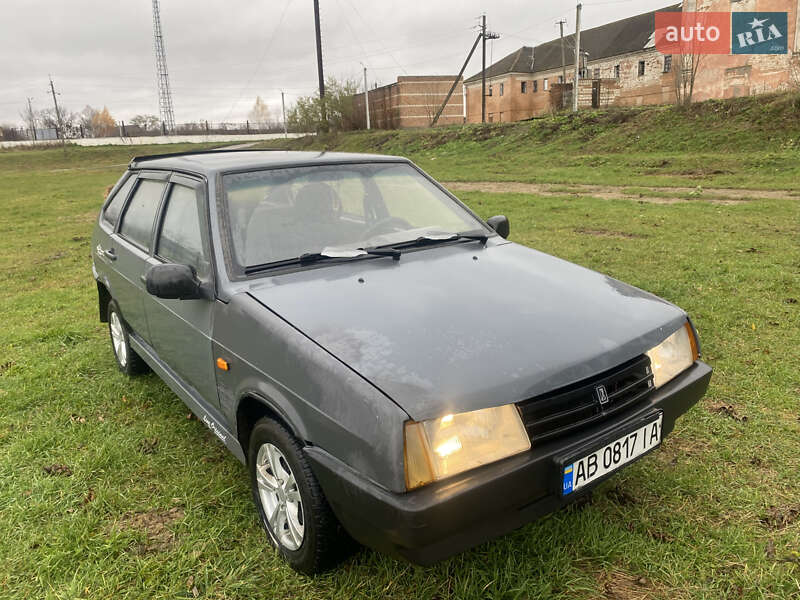 Хетчбек ВАЗ / Lada 2109 2002 в Калинівці