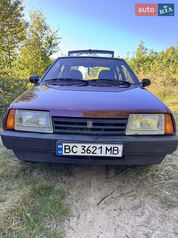 Хэтчбек ВАЗ / Lada 2109 2006 в Львове