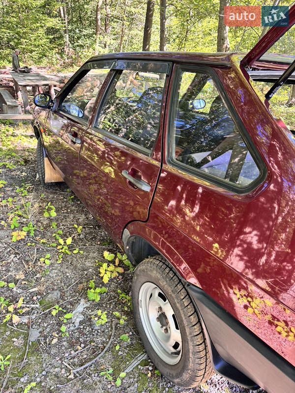 Хэтчбек ВАЗ / Lada 2109 2006 в Львове