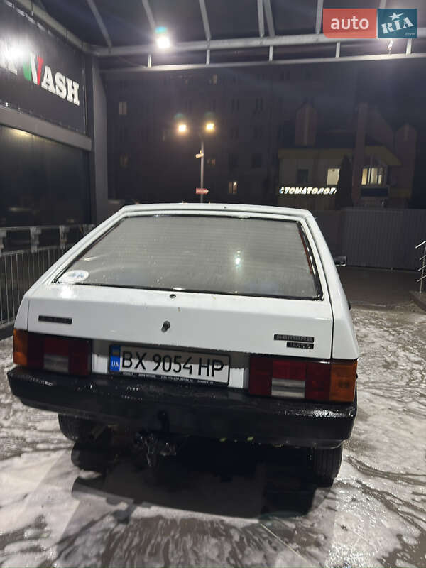 Хэтчбек ВАЗ / Lada 2109 1992 в Каменец-Подольском