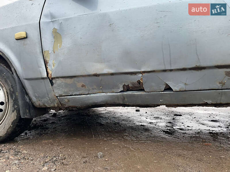 Хэтчбек ВАЗ / Lada 2109 2006 в Жмеринке фото 8 Хэтчбек ВАЗ / Lada 2109 2006 в Жмеринке