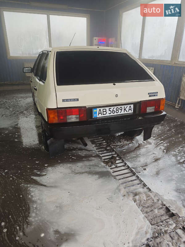 Хетчбек ВАЗ / Lada 2109 1993 в Теплику