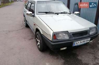 Хэтчбек ВАЗ 2109 2003 в Сваляве