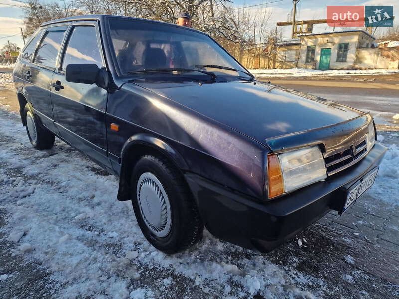 Хэтчбек ВАЗ / Lada 2109 1997 в Стрые
