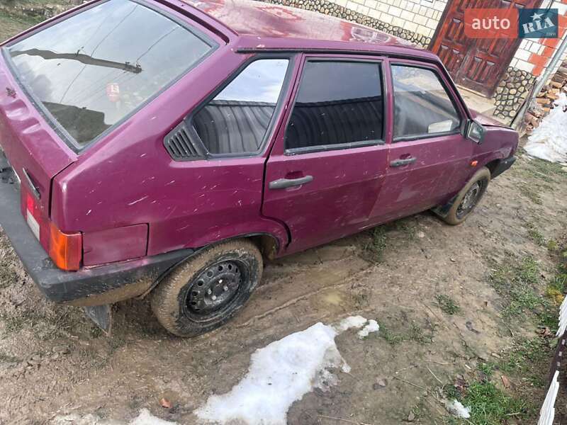 Хетчбек ВАЗ / Lada 2109 1985 в Надвірній