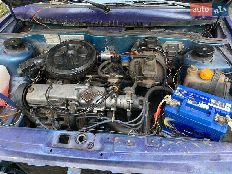 Хэтчбек ВАЗ / Lada 2109 2000 в Киеве