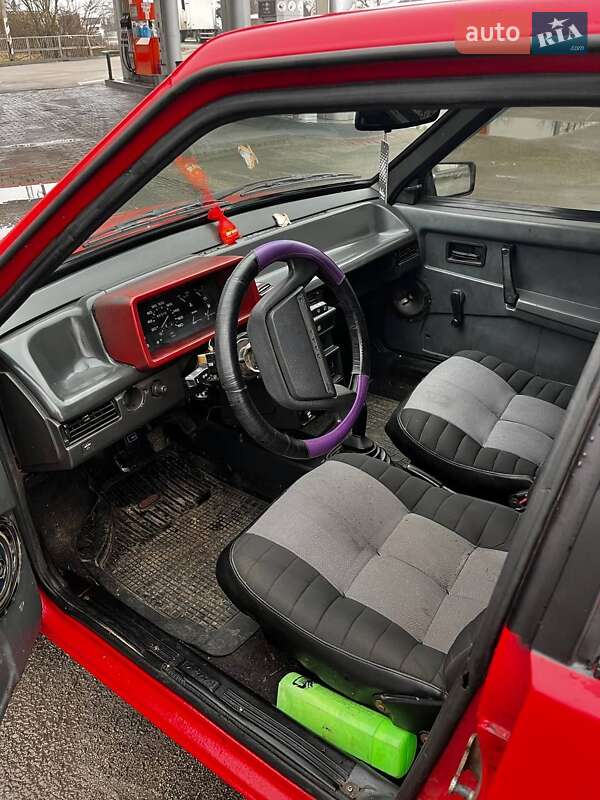 Хэтчбек ВАЗ / Lada 2109 1989 в Козельце