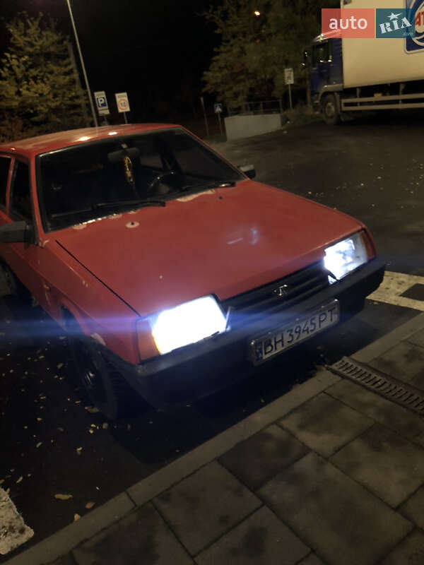 Хэтчбек ВАЗ / Lada 2109 1995 в Николаеве