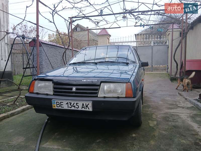 Хэтчбек ВАЗ / Lada 2109 1999 в Вознесенске