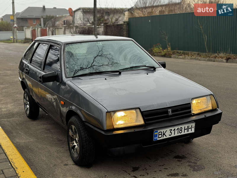 Хетчбек ВАЗ / Lada 2109 2006 в Києві фото 7 Хетчбек ВАЗ / Lada 2109 2006 в Києві