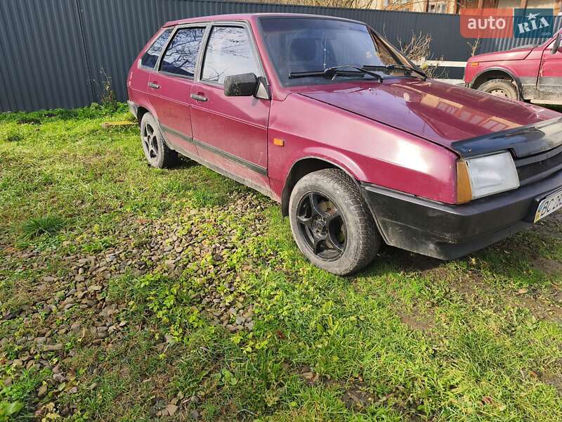 Хэтчбек ВАЗ / Lada 2109 1996 в Ивано-Франковске фото 3 Хэтчбек ВАЗ / Lada 2109 1996 в Ивано-Франковске