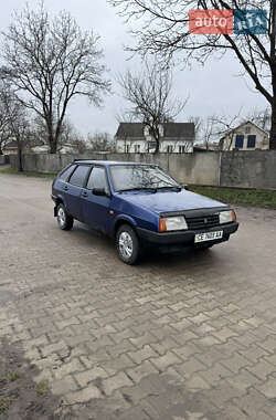 Хетчбек ВАЗ 2109 2001 в Чернівцях