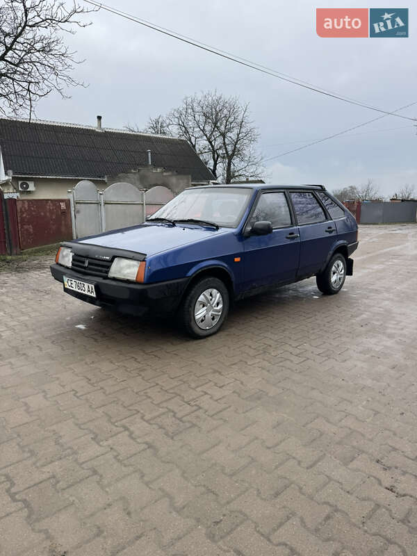 Хетчбек ВАЗ / Lada 2109 2001 в Чернівцях