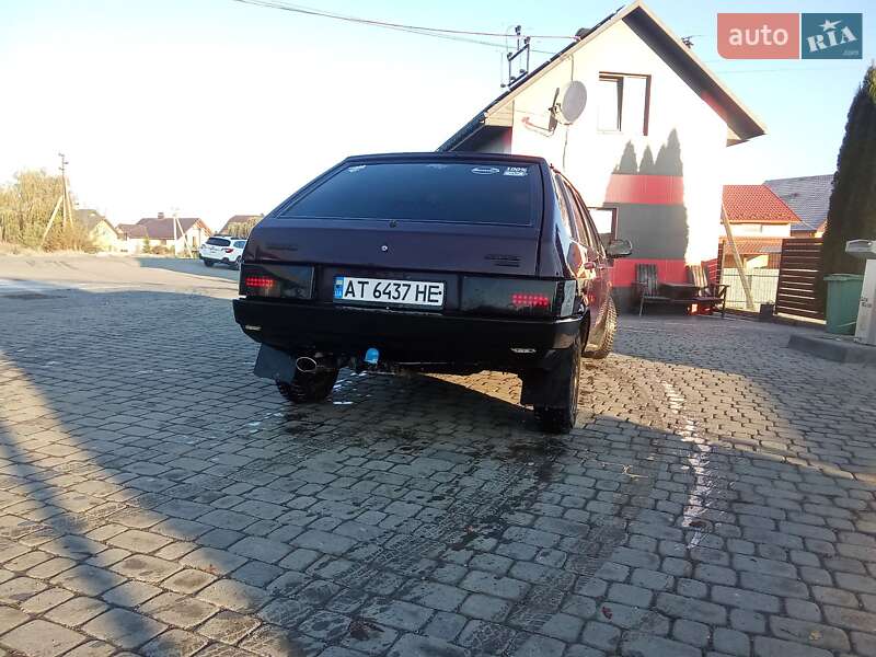 Хэтчбек ВАЗ / Lada 2109 1998 в Ивано-Франковске