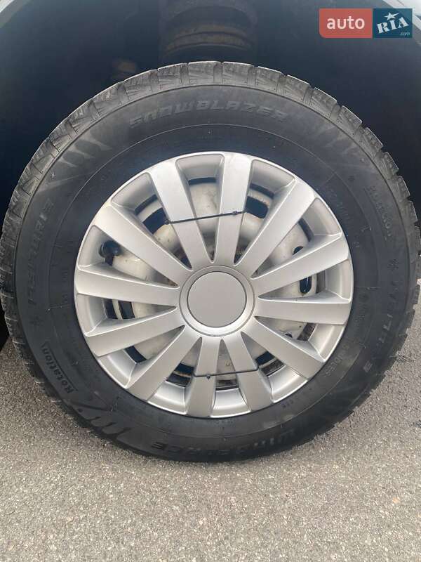 Хетчбек ВАЗ / Lada 2109 2002 в Полонному фото 11 Хетчбек ВАЗ / Lada 2109 2002 в Полонному