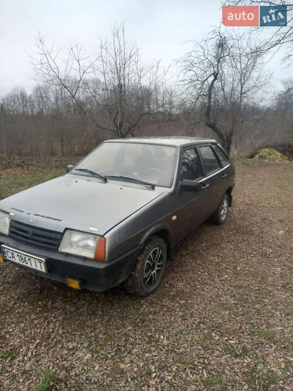 Хэтчбек ВАЗ / Lada 2109 2002 в Маньковке фото 15 Хэтчбек ВАЗ / Lada 2109 2002 в Маньковке